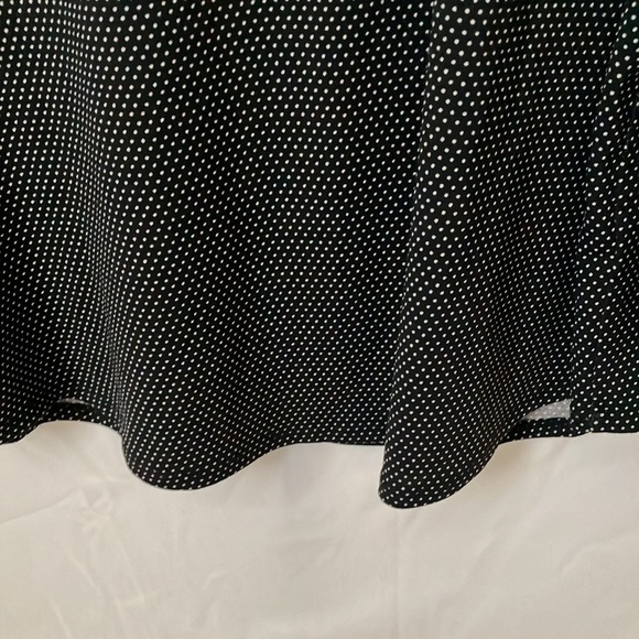 Adrianna Papell: Black/White Little dots Ruffle Armhole 3/4 Sleeve Top- cinch-XL - Picture 9 of 16